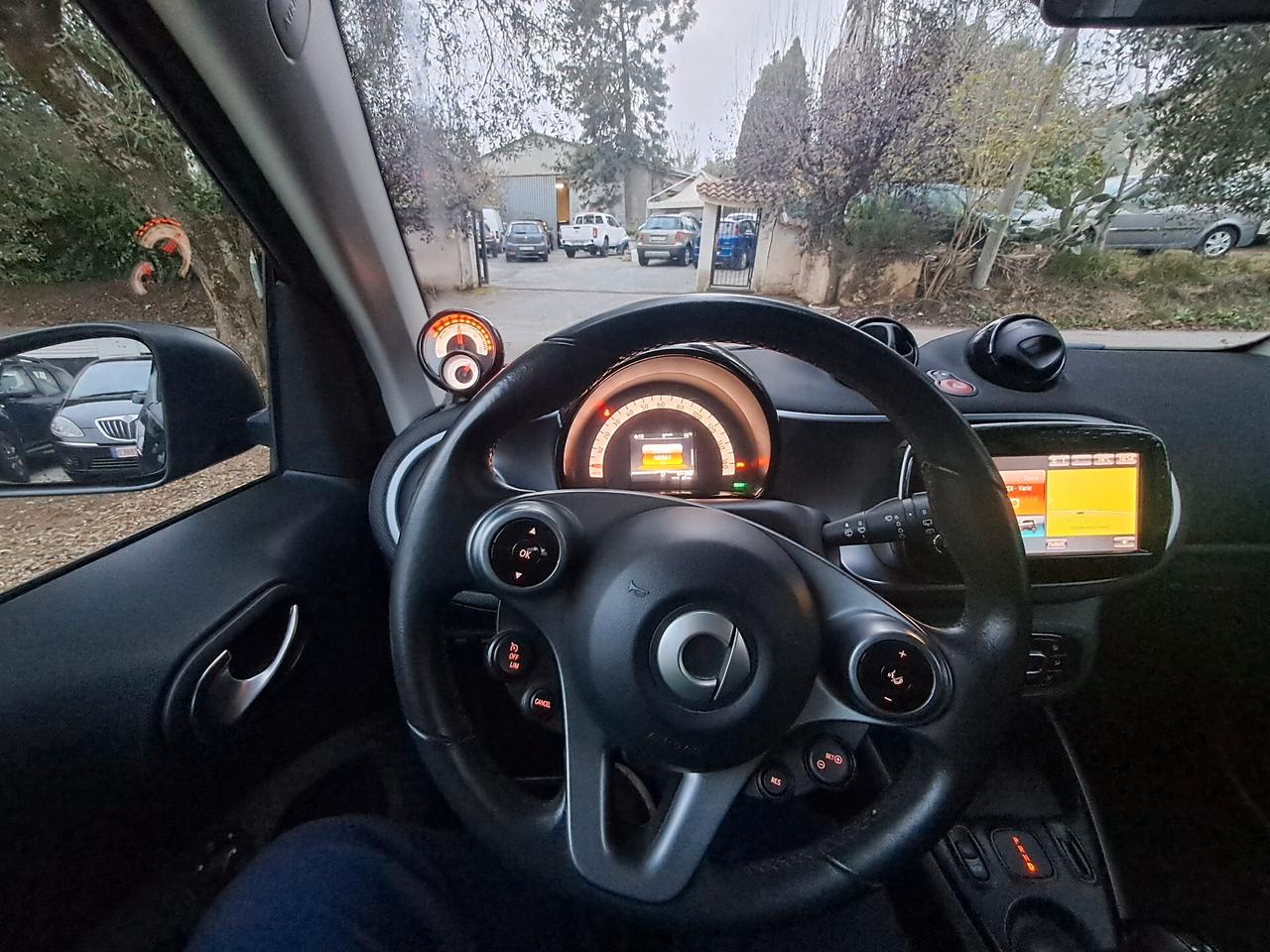 Smart ForFour EQ Parisblue km 40000