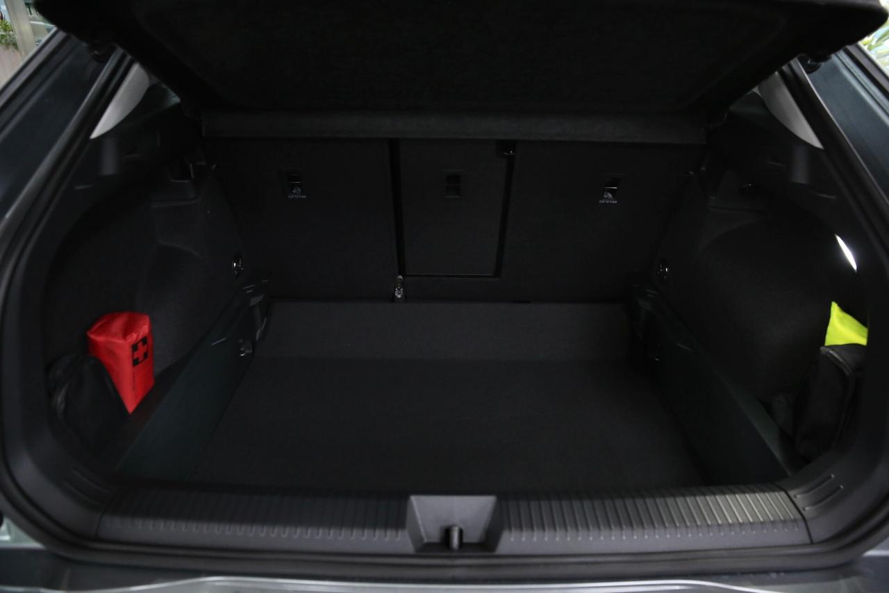 Volkswagen T-Roc 1.5 eTSI Life 115cv DSG_NUOVA 2026 KM0