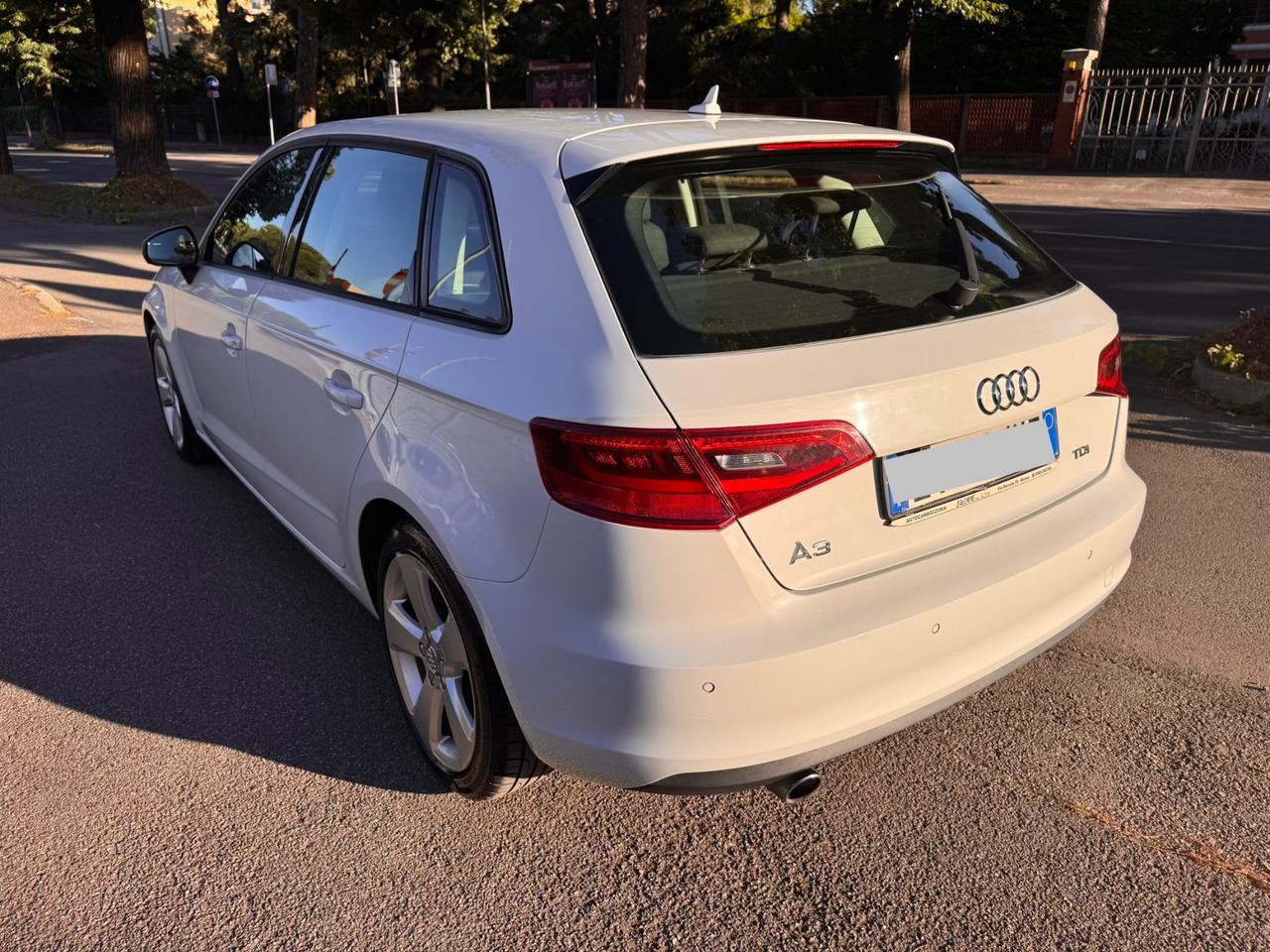 Audi A3 SPB 1.6 TDI S tronic 5.P neopate garanzia 12 m