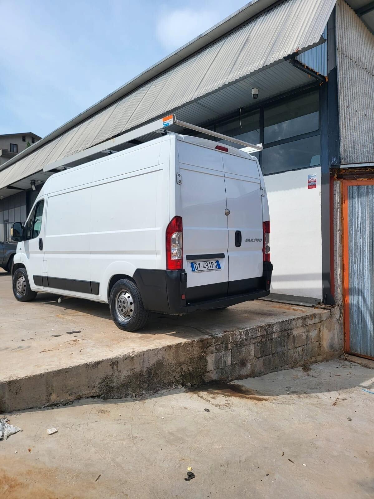 Fiat Ducato 35 2.2 MJT PM Cabinato