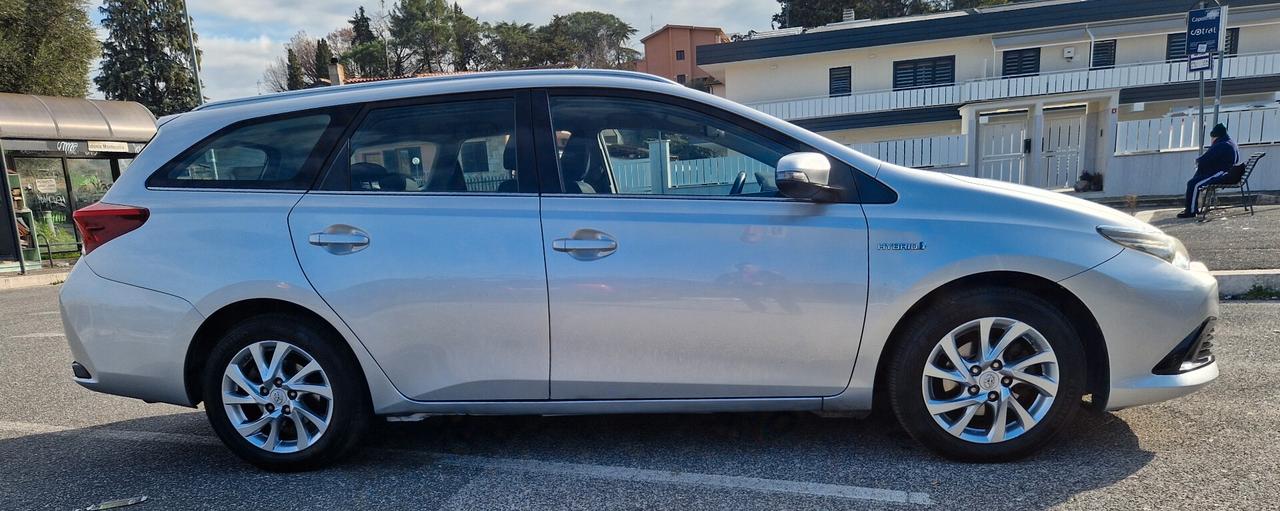 Toyota Auris Touring Sports 1.8 Hybrid Cool