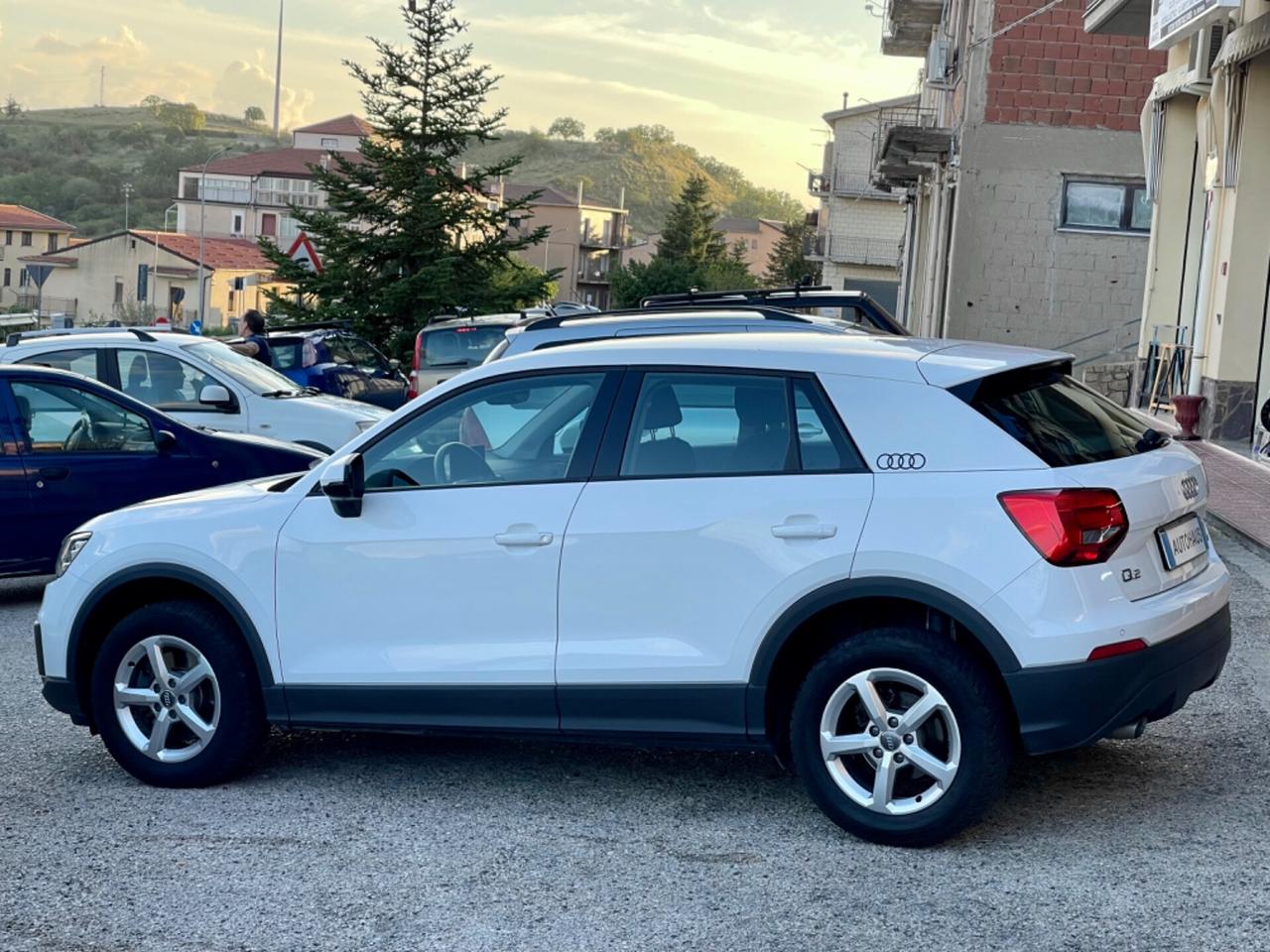 Audi Q2 1.6 TDI 116cv 2017 - KM CERTIFICATI