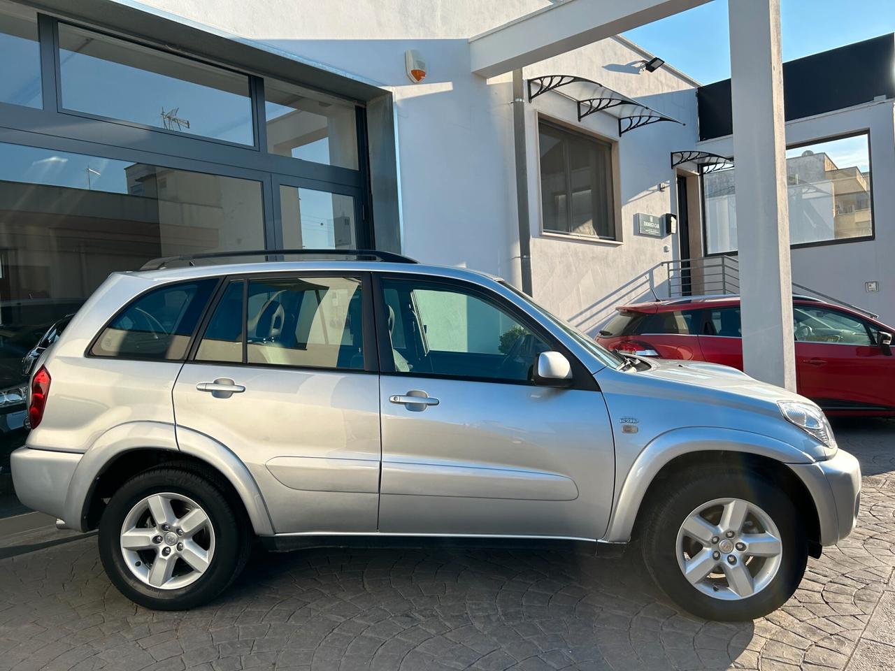 Toyota RAV 4 D-4D 2.0 116Cv SOL-12/2003