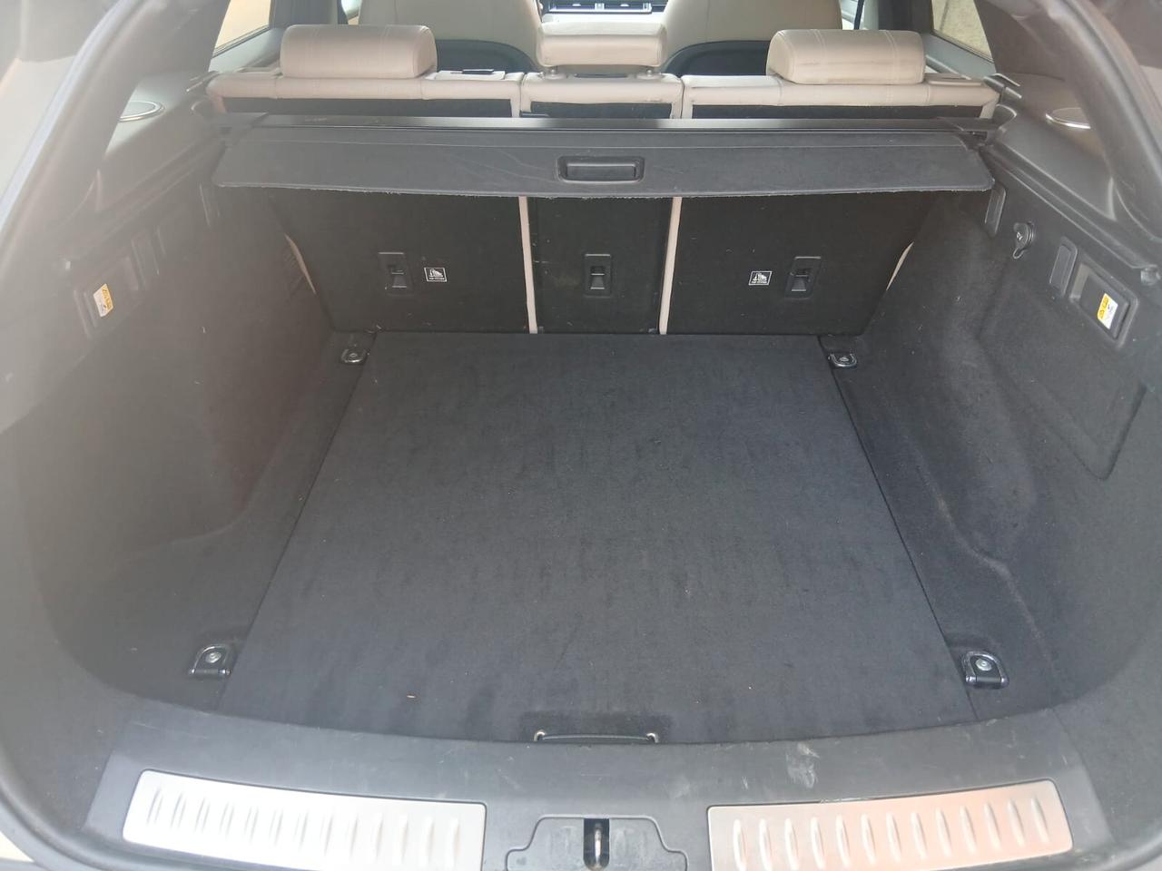 Land Rover Range Velar 2.0 TD4 180 CV R-Dynamic HSE