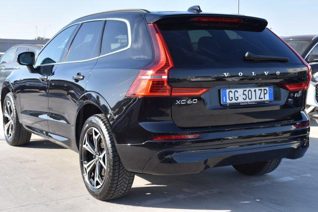 VOLVO XC60 B4 (d) AWD Geartronic Momentum *Pelle*
