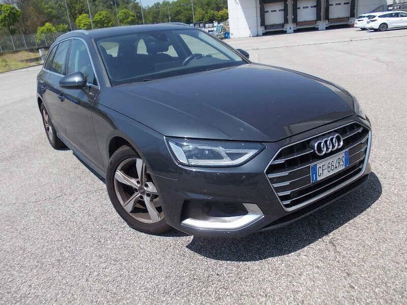 Audi A4 Avant 30 2.0 tdi mhev Business Advanced 136cv s-tronic