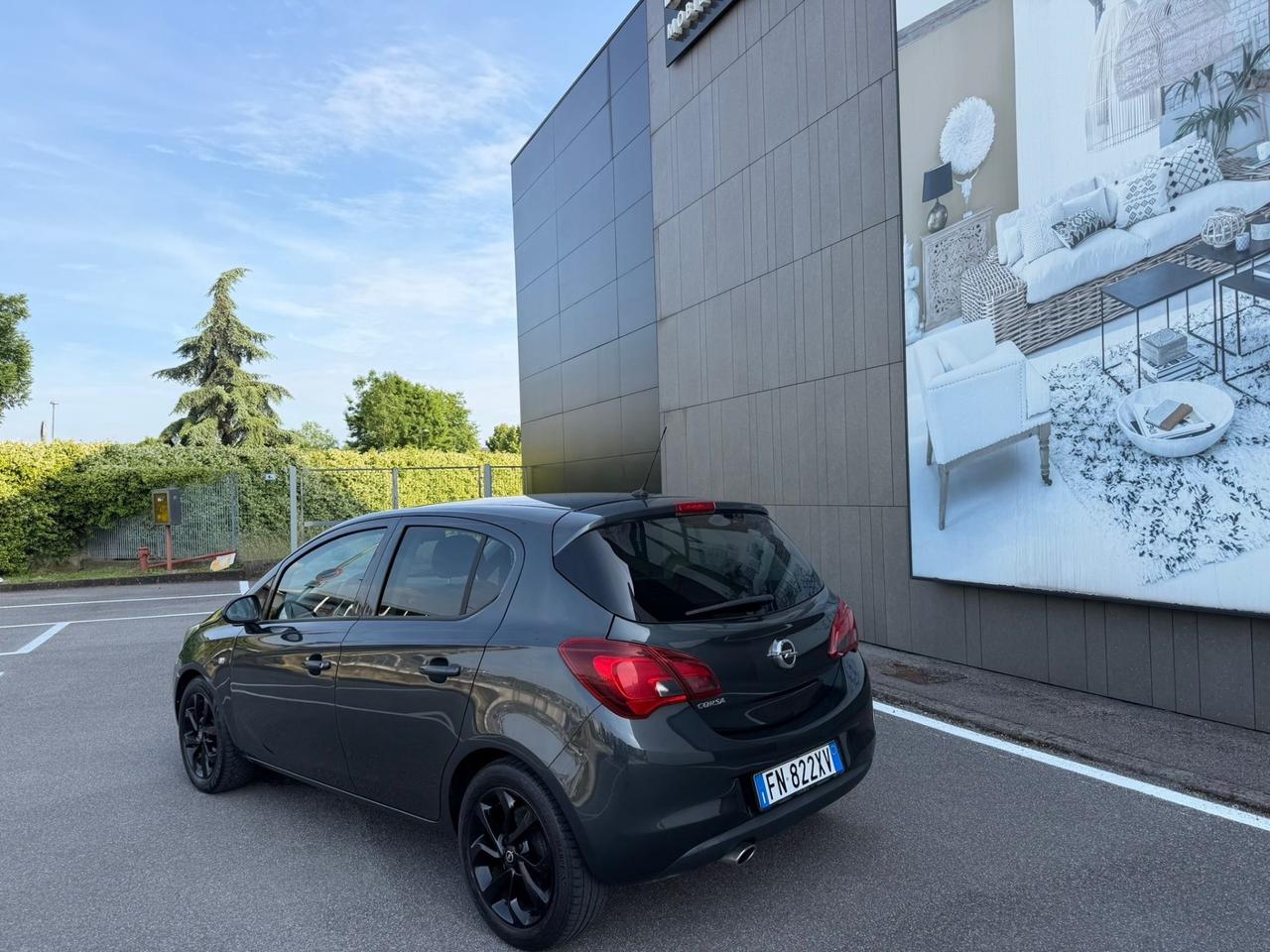 Opel Corsa 1.2 5 porte Innovation