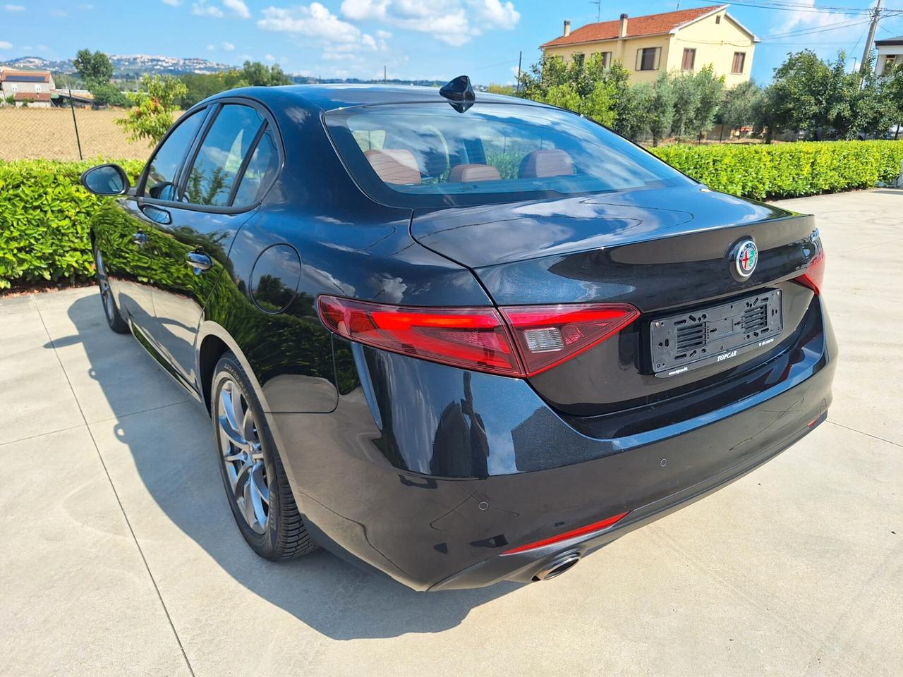Alfa Romeo Giulia 2.2 Turbodiesel 136 CV AT8 Business