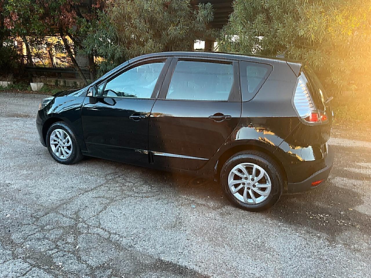 Renault Scenic 1.5dCI Bassi Consumi