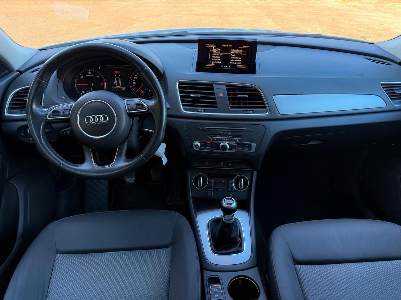 Audi Q3 2.0 TDI 120 CV Sport