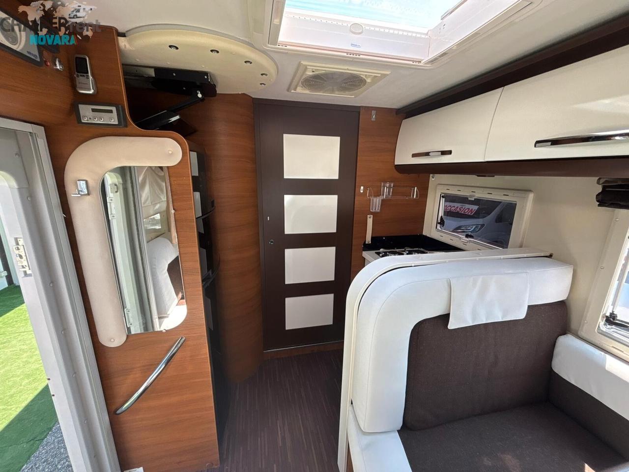 ELNAGH MAGNUM 81G - motorhome con letto nautico in coda e maxi garage