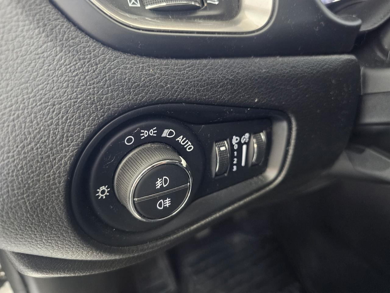 NUOVA JEEP RENEGADE LIMITED BLACK LINE 1.6 MJT 130CV