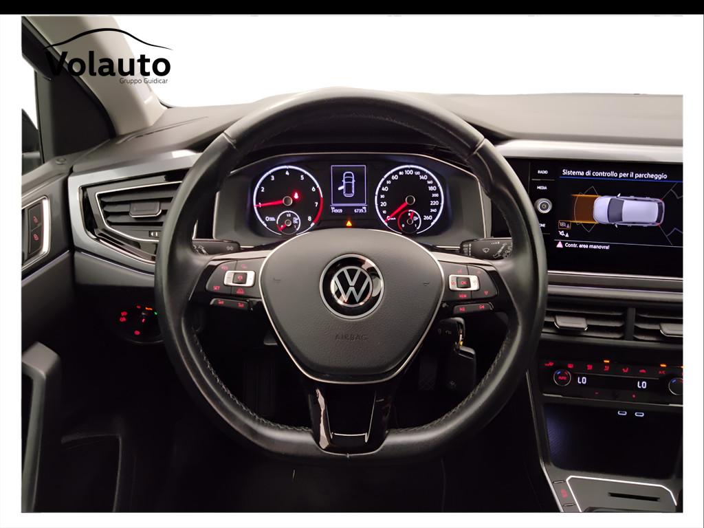 VOLKSWAGEN Polo VI 2017 - Polo 5p 1.0 tgi Highline 90cv my19