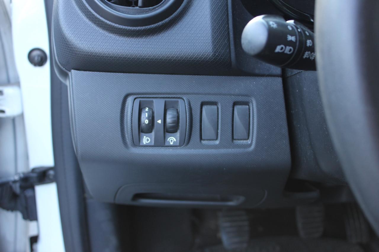 Renault Clio 1.2 75CV 5 porte