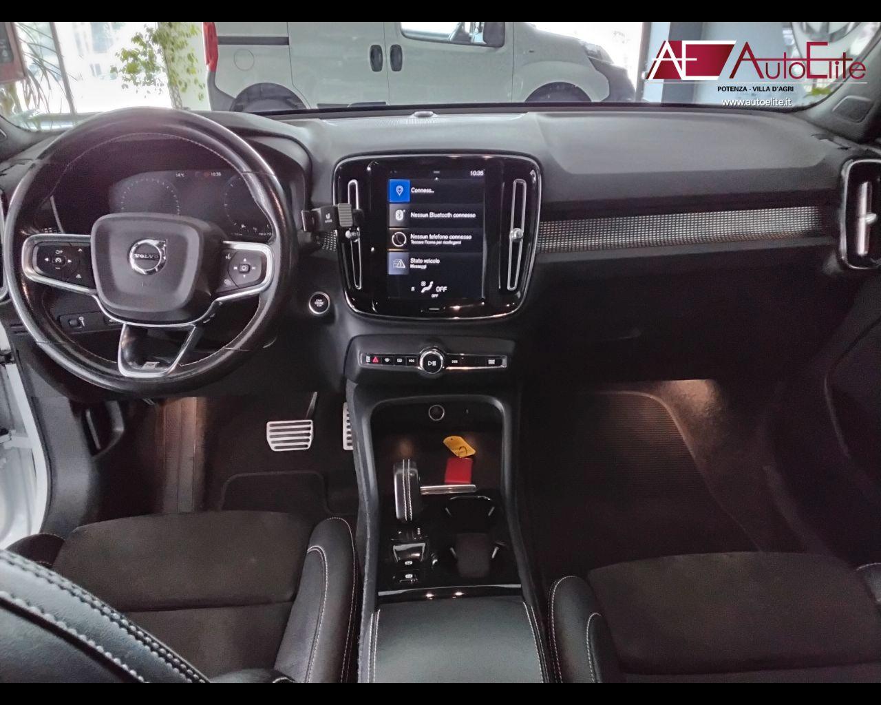 VOLVO XC40 D3 AWD Geartronic R LINE