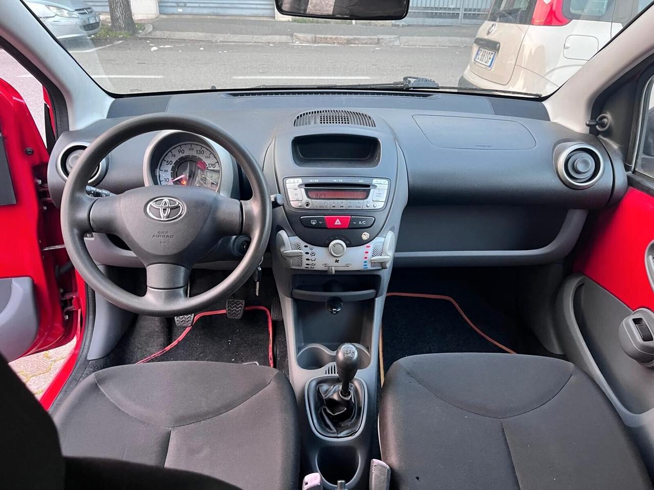 Toyota Aygo 1.0 12V VVT-i 5 porte Sol - 2009
