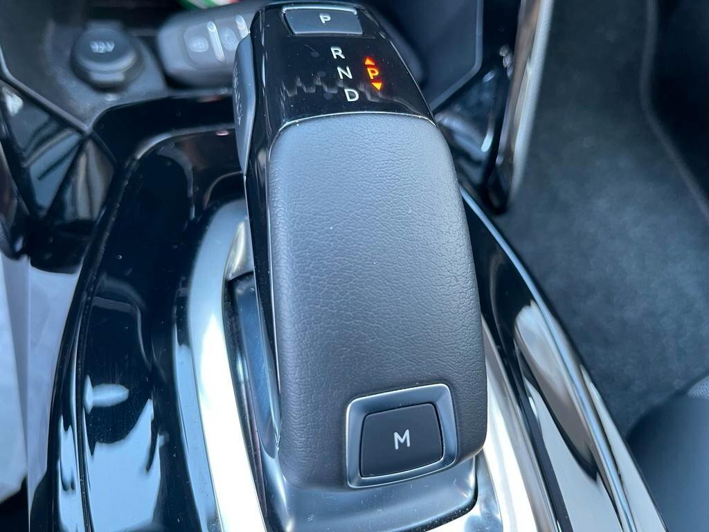Peugeot 2008 ALLURE PACK PureTech 130 EAT8 SPOTICAR