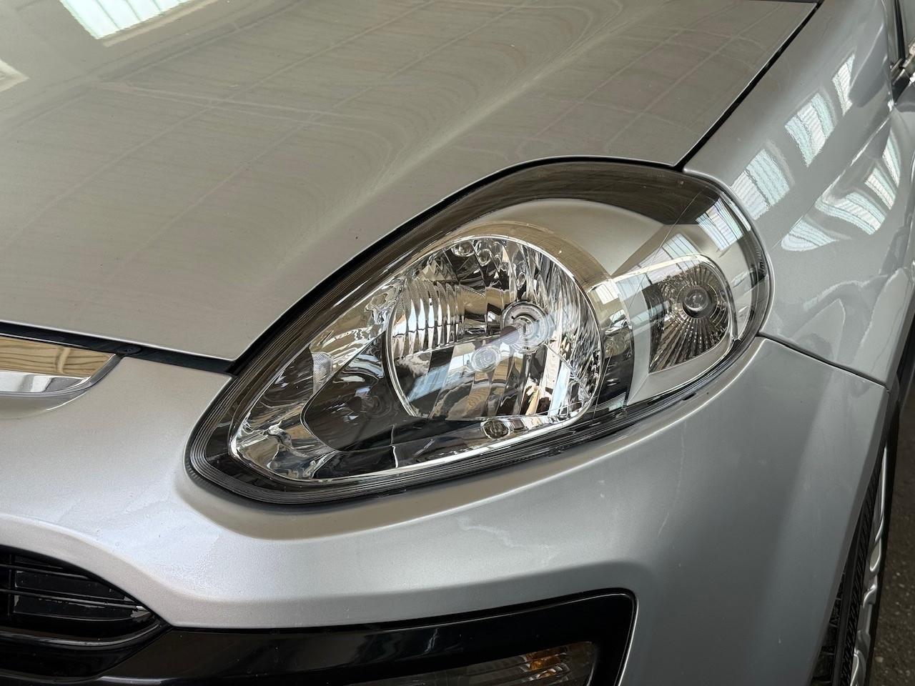 Fiat Punto 1.3 MJT II 75 CV 5 porte Lounge ok neopatentati