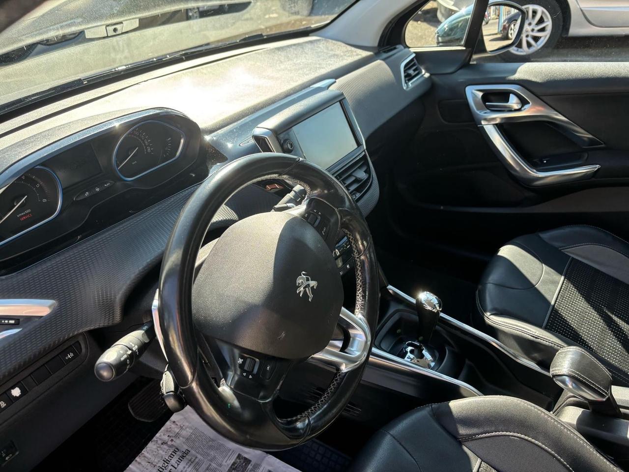 Peugeot 2008 1.6 e-HDi 115 CV Stop&Start Allure