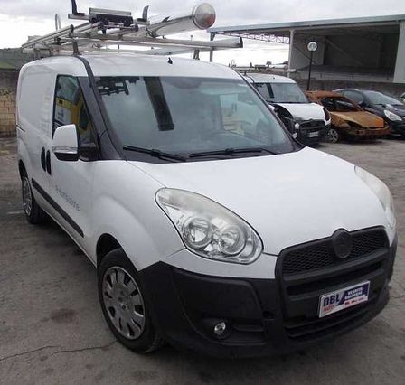 Fiat Doblo 1.6 MJT motore rotto danneggiato
