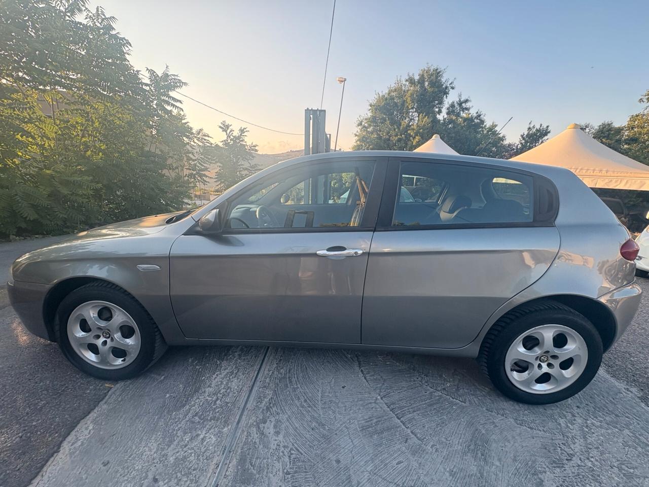 Alfa Romeo 147 1.9 JTD M-JET 16V 5 porte Dist.