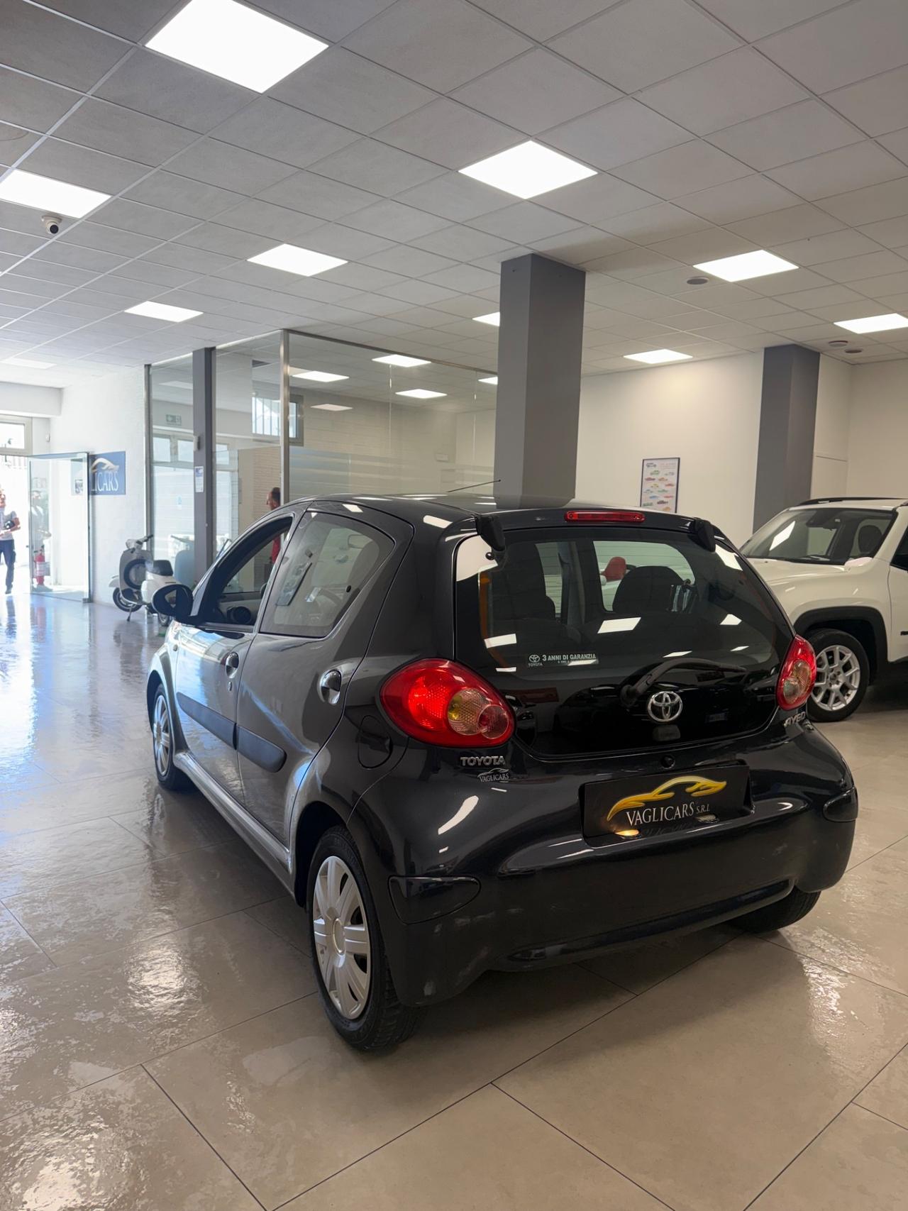 Toyota Aygo 1.0 12V VVT-i 5 porte Now