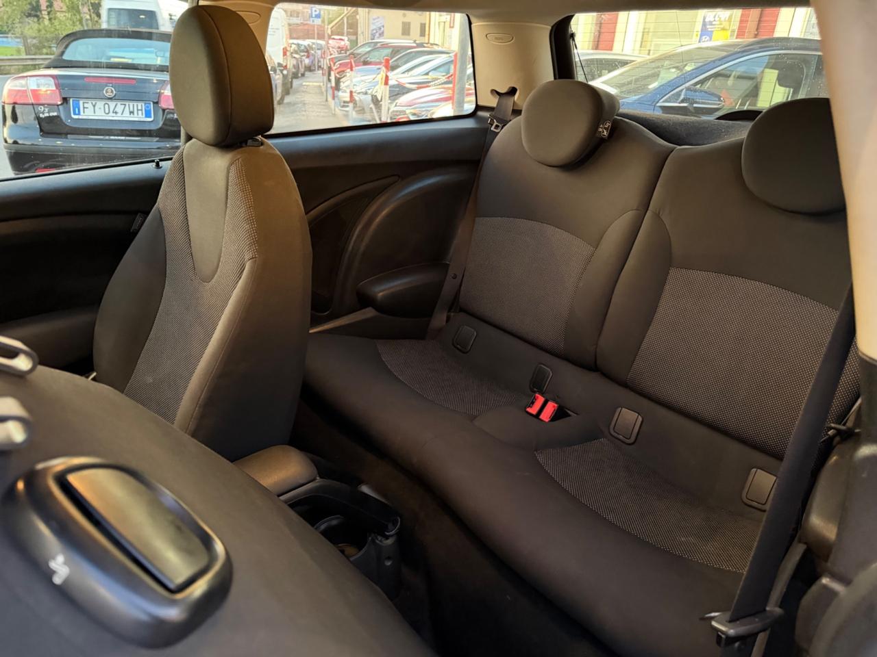 Mini 1.6 16V One D