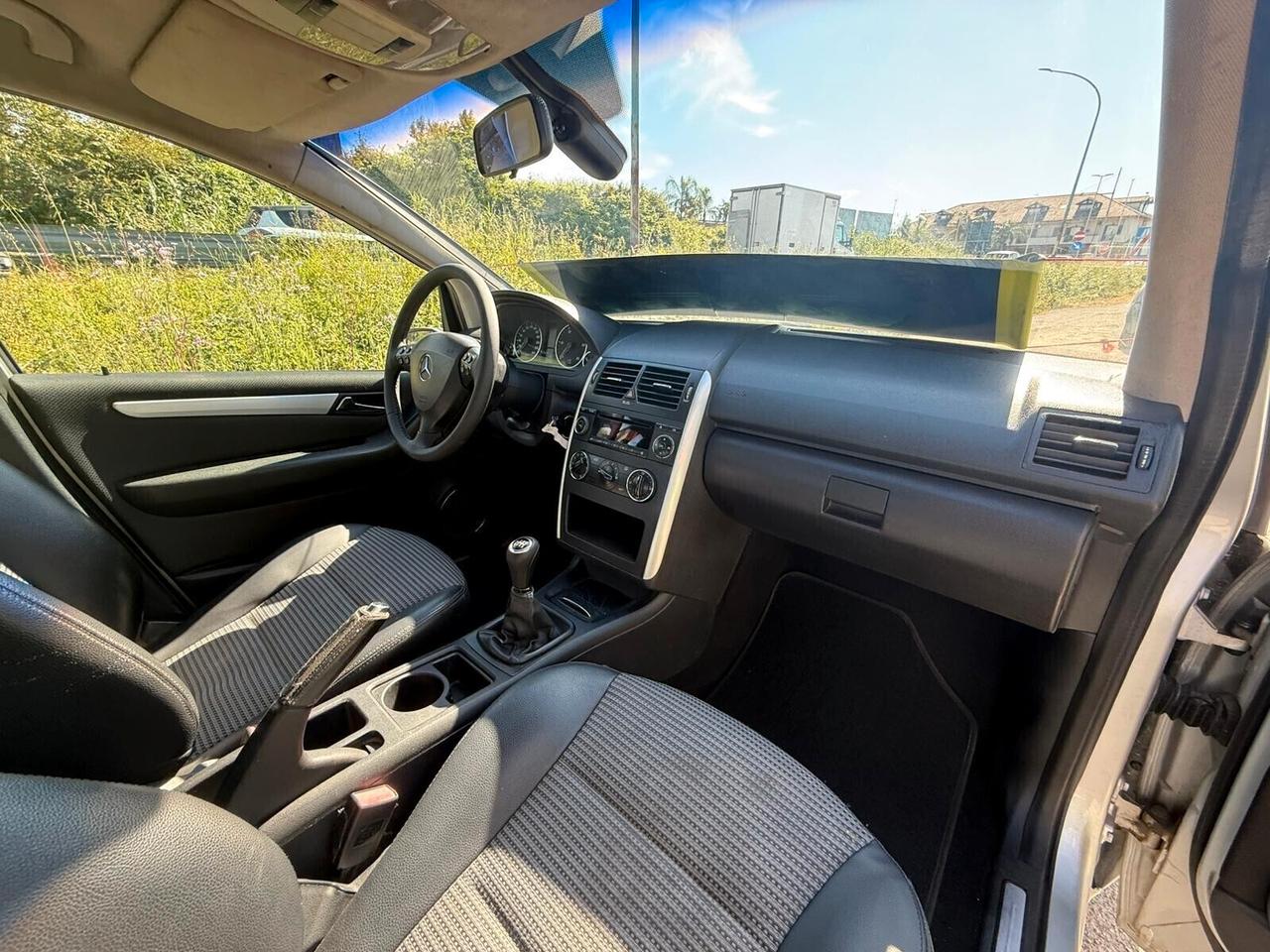 Mercedes-benz A 200 A 200 CDI Avantgarde