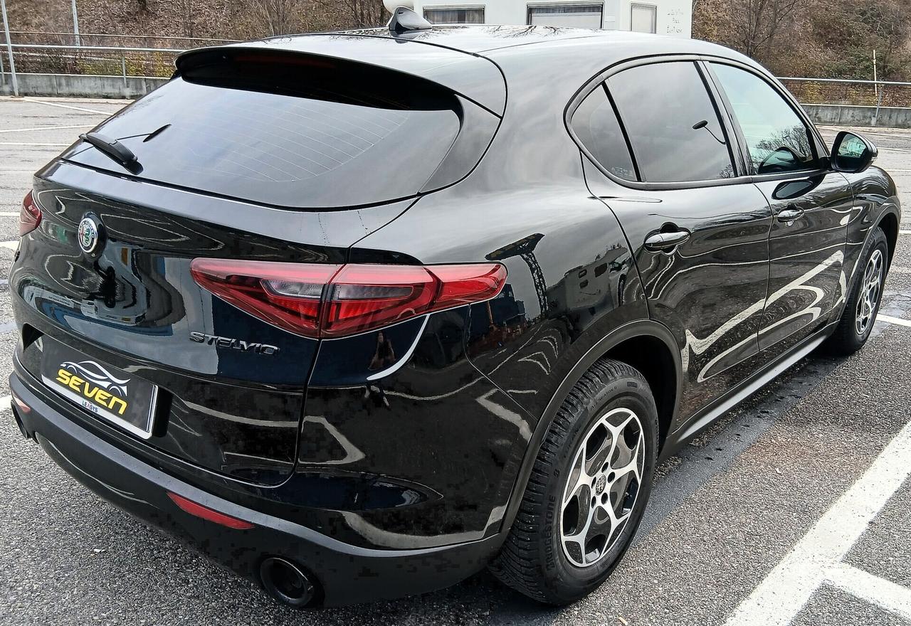 Alfa Romeo Stelvio 2.2 Turbodiesel 190 CV AT8 Q4 Business