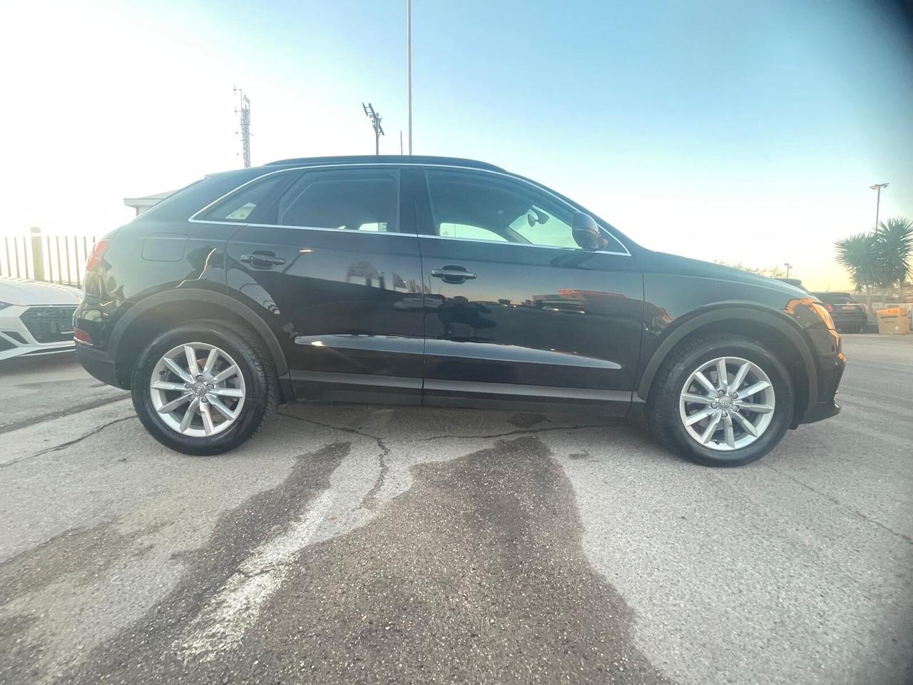 Audi Q3 2.0 TDI 150 CV Business