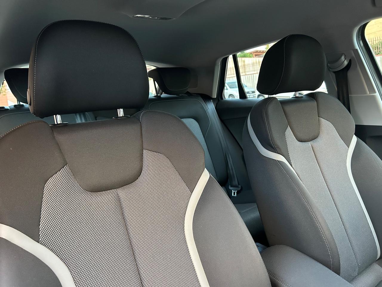 Audi Q2 1.6 TDI sport tagliandi ufficiali