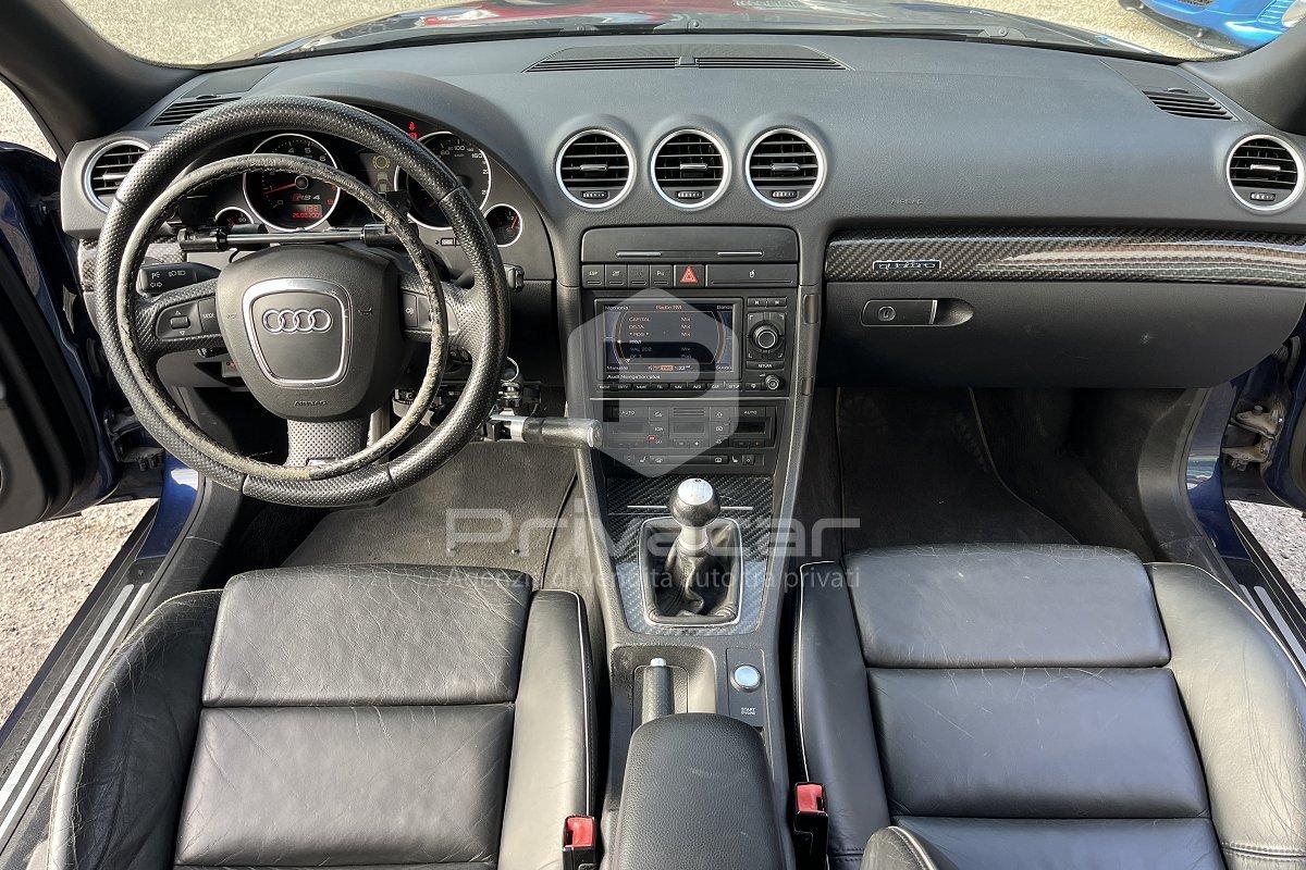 AUDI RS 4 Cabriolet 4.2 V8 quattro