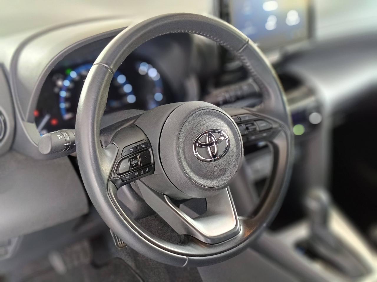 TOYOTA Yaris Cross - MY '22