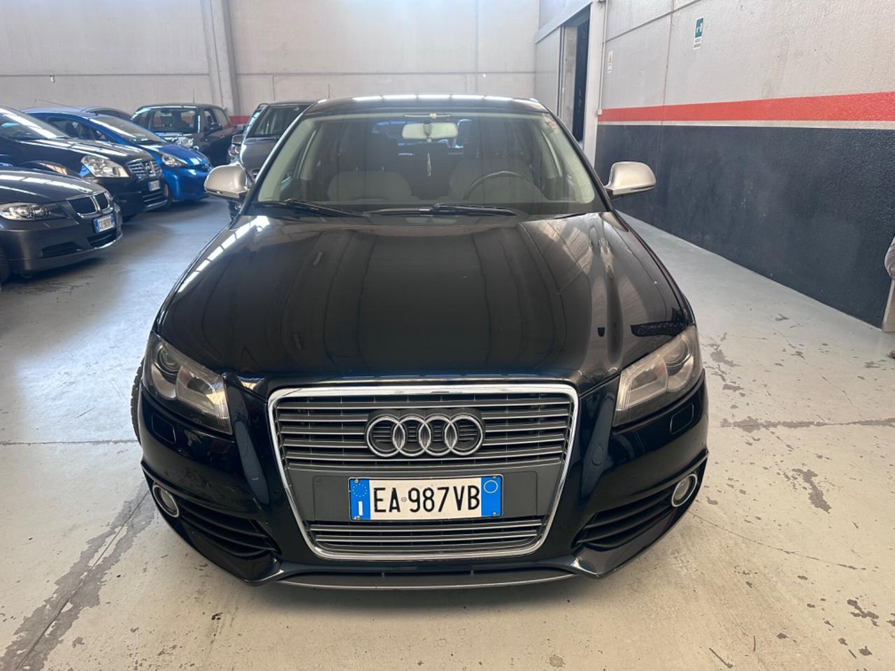 Audi A3 SPB 1.6 TDI 105 CV CR Attraction