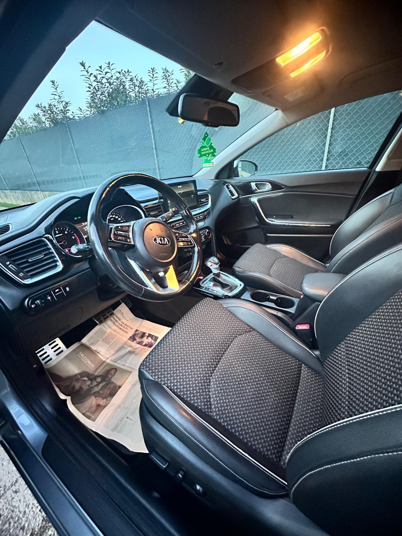 Kia Ceed 1.6 CRDi 136 CV 5p. Evolution