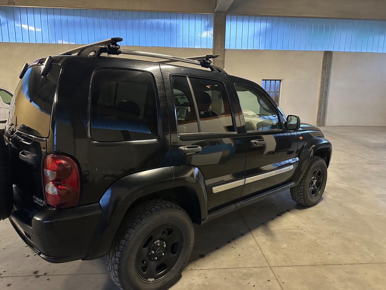 Jeep Cherokee 2.8 CRD Sport