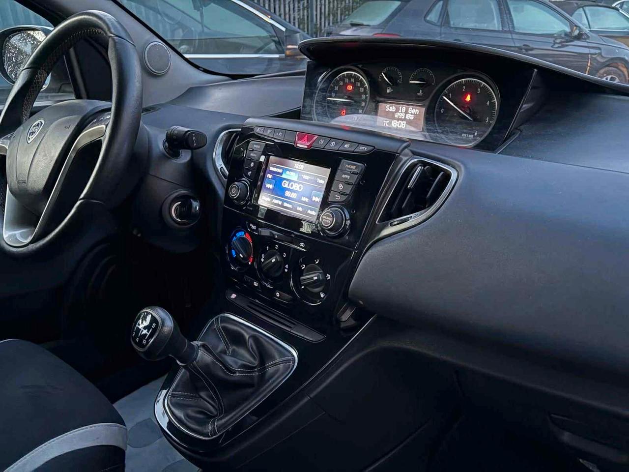 Lancia Ypsilon 1.3 MJT 16V 95 CV 5 porte S&S Mya