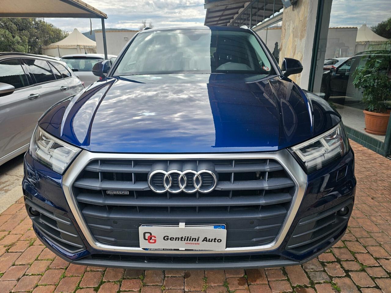 Audi Q5 40 2.0 TDI quattro S tronic Business Sport