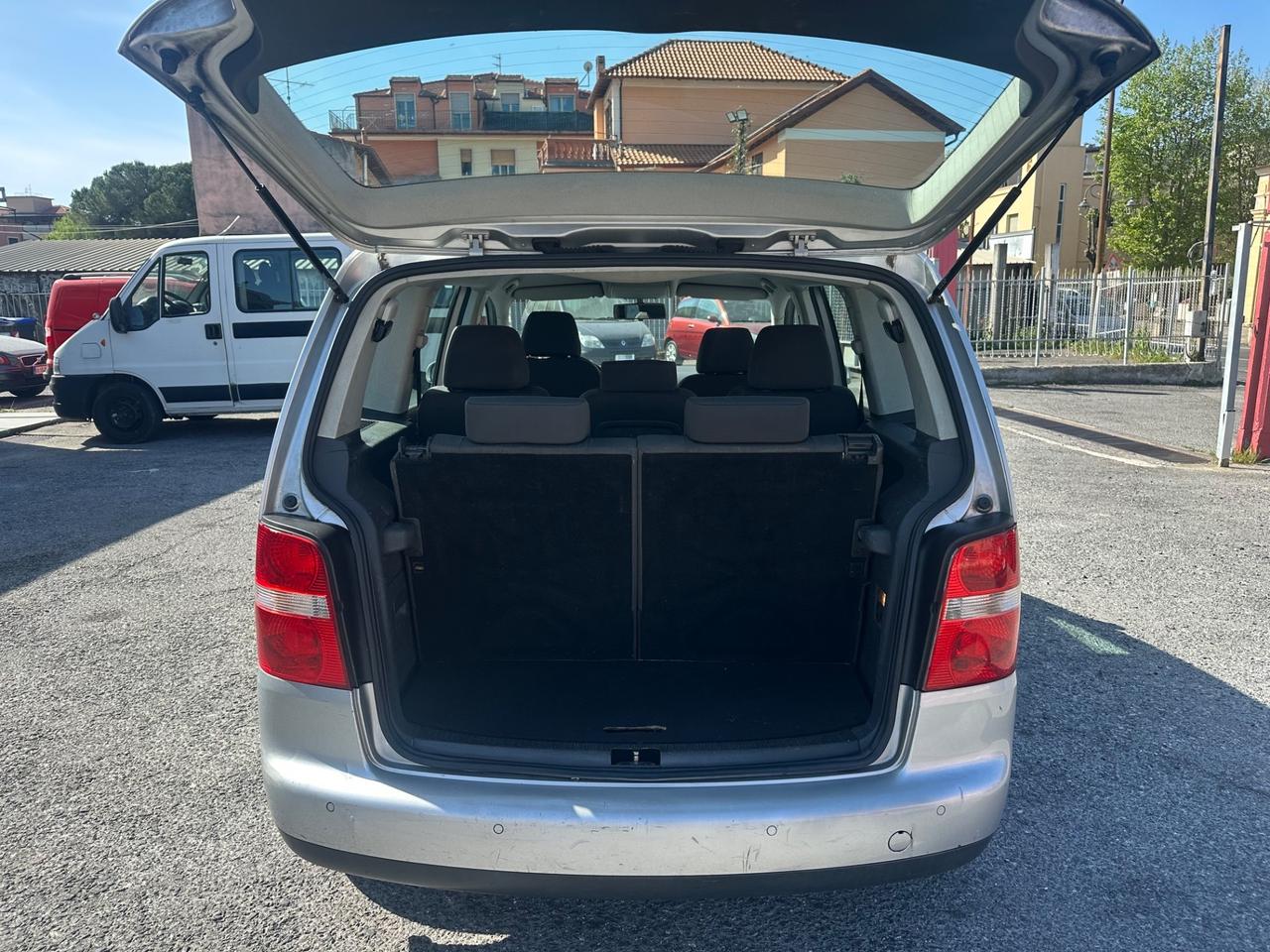 Volkswagen Touran 1.9 TDI 105CV Conceptline