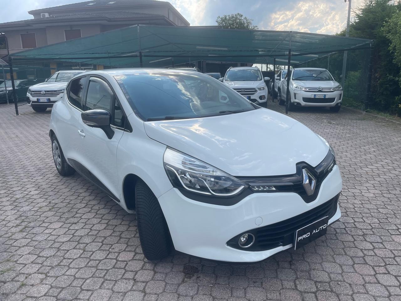 Renault Clio 1.2 75CV GPL 5 porte Costume National