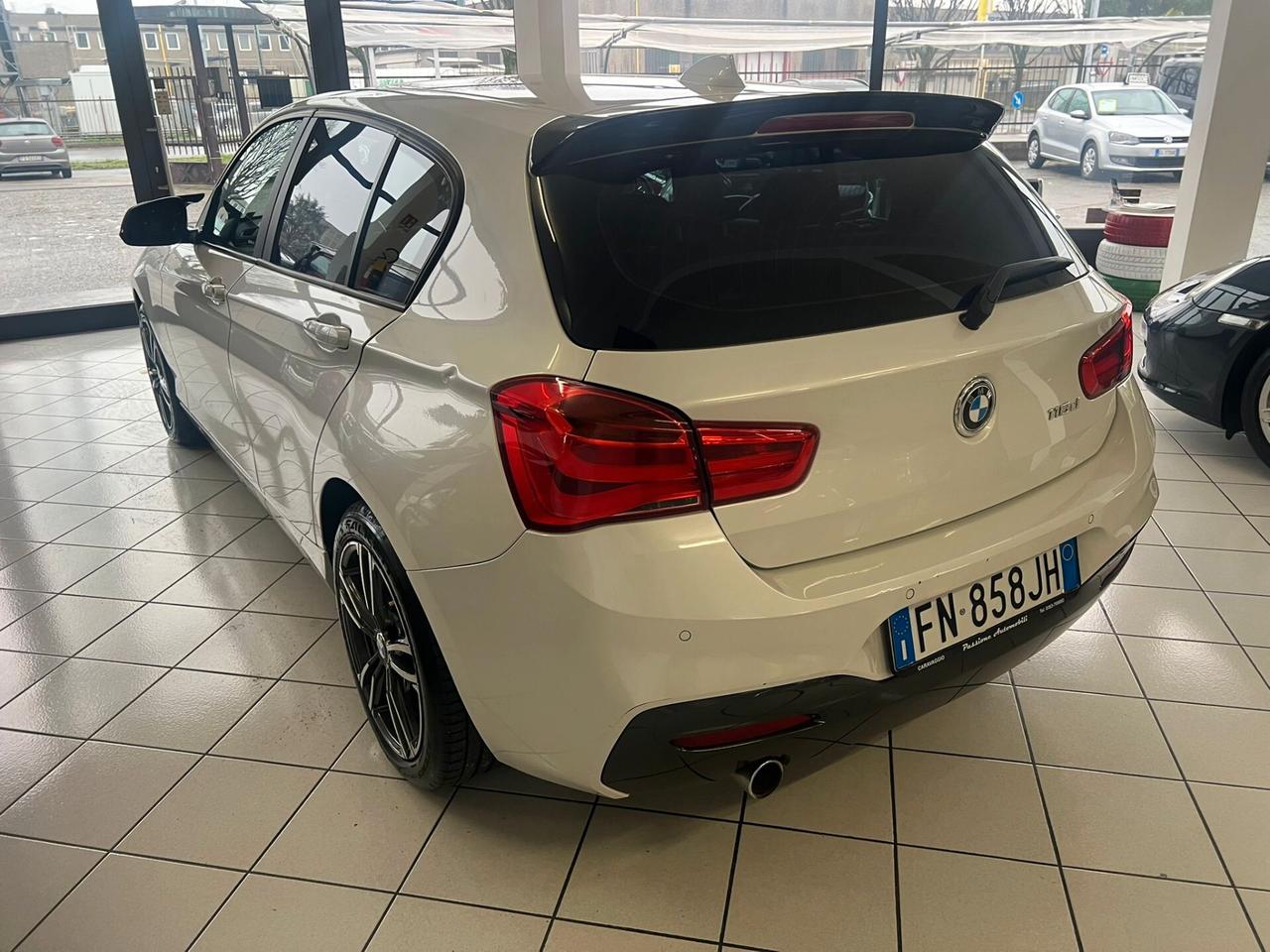 Bmw 116 116d 5p. Msport