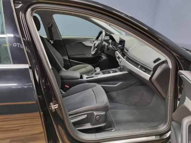 AUDI A4 Avant 30 TDI/136 CV S tronic Business Advanced