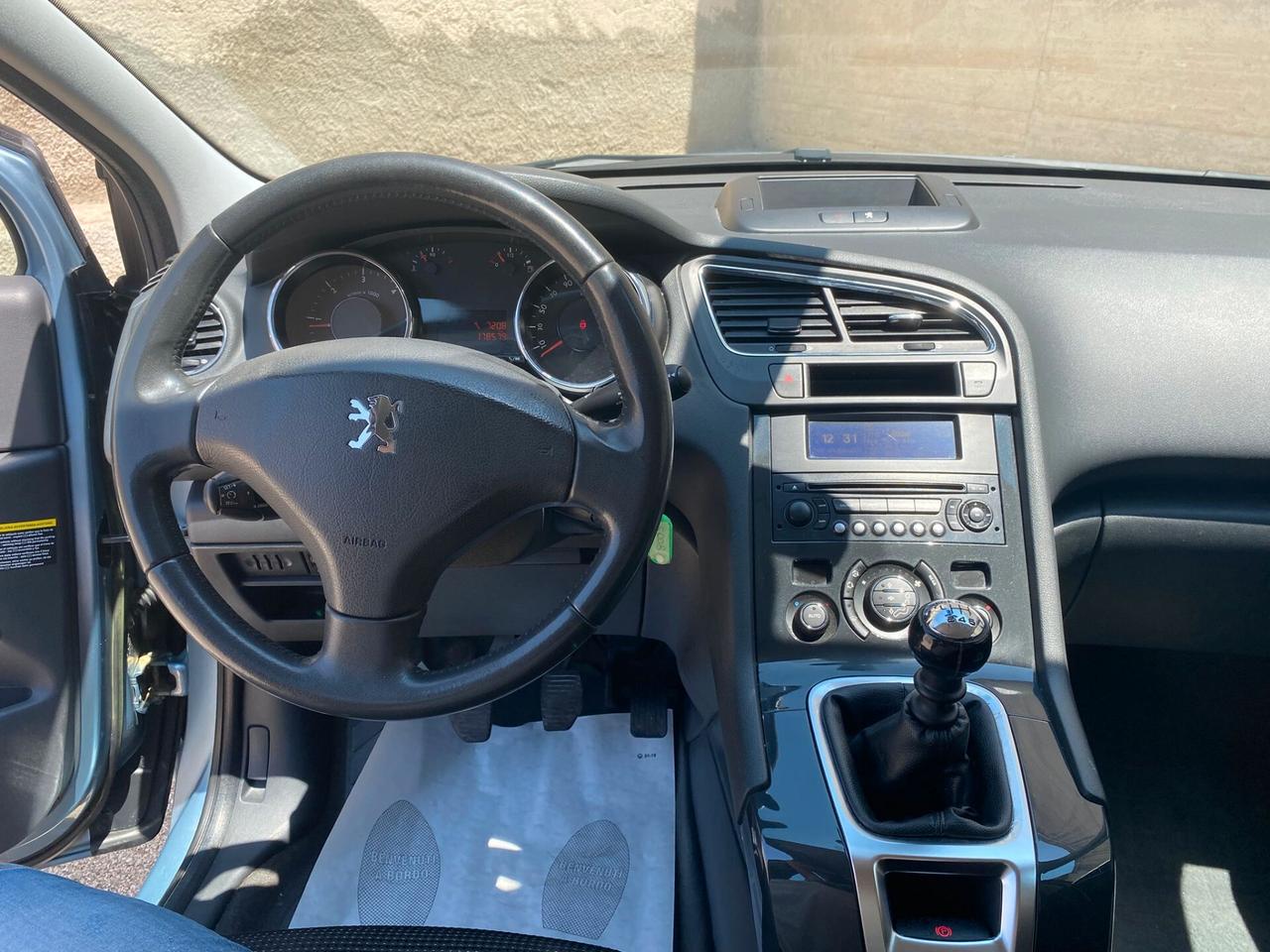 Peugeot 5008 1.6 HDi 112CV Tecno