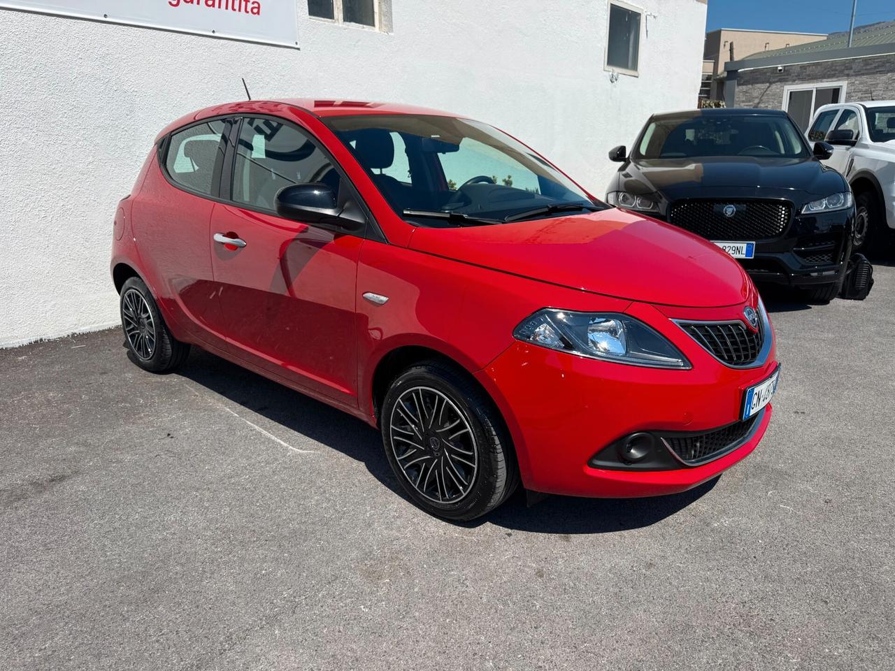 Lancia Ypsilon 1.0 FireFly 5 porte S&S Hybrid Gold