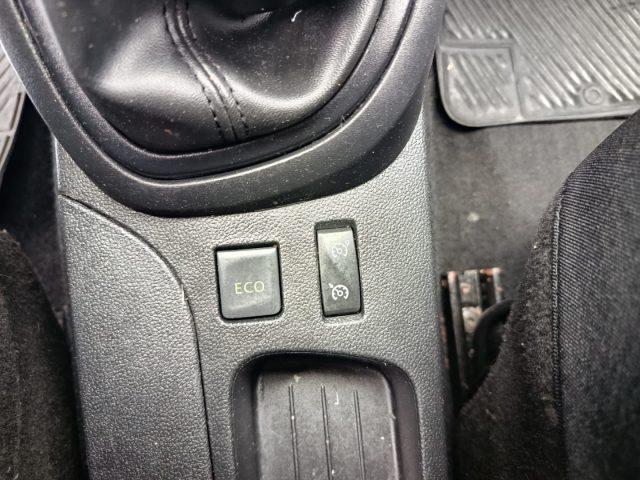 RENAULT Captur dCi 8V 110 CV Start&Stop Energy Initiale Paris