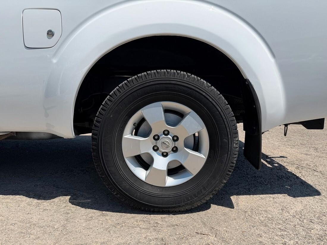 Nissan Navara 2.5 dCi 190CV 2 porte Cab 4X4