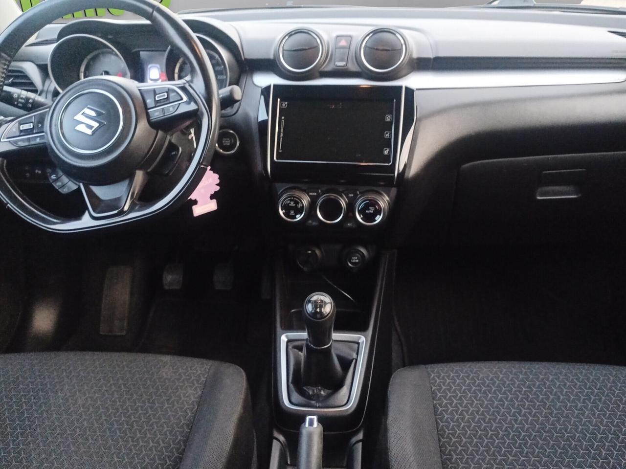 Suzuki Swift 1.2 Hybrid Top