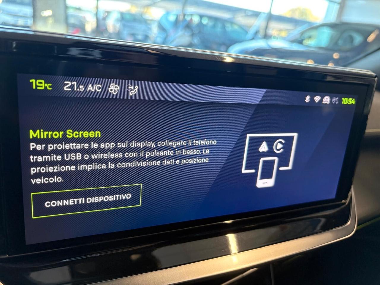 Peugeot 2008 GT PureTech 130 EAT8 SPOTICAR