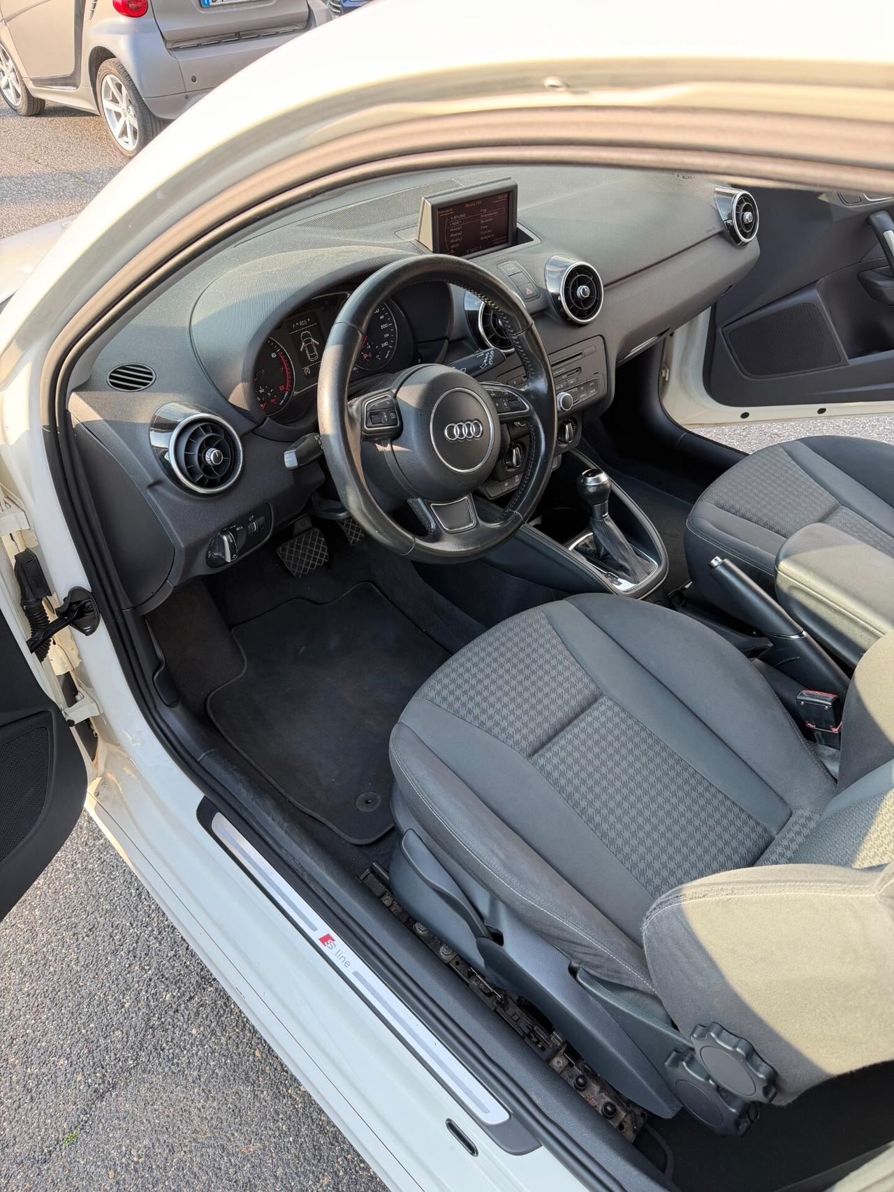 Audi A1 1.4 TFSI S tronic Ambition