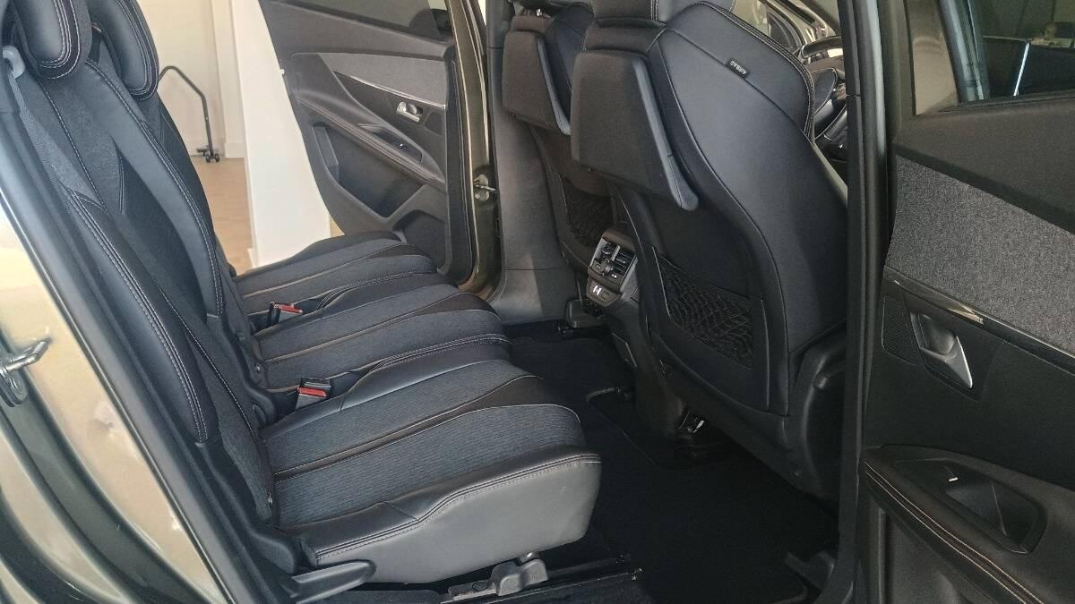 Peugeot 5008 1.6 bluehdi GT Line s&s 120cv 7p.ti eat6